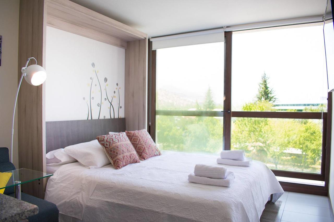 Lotus Blanc Studio- W/ Mountain View, Pool And Gym Santiago Kültér fotó